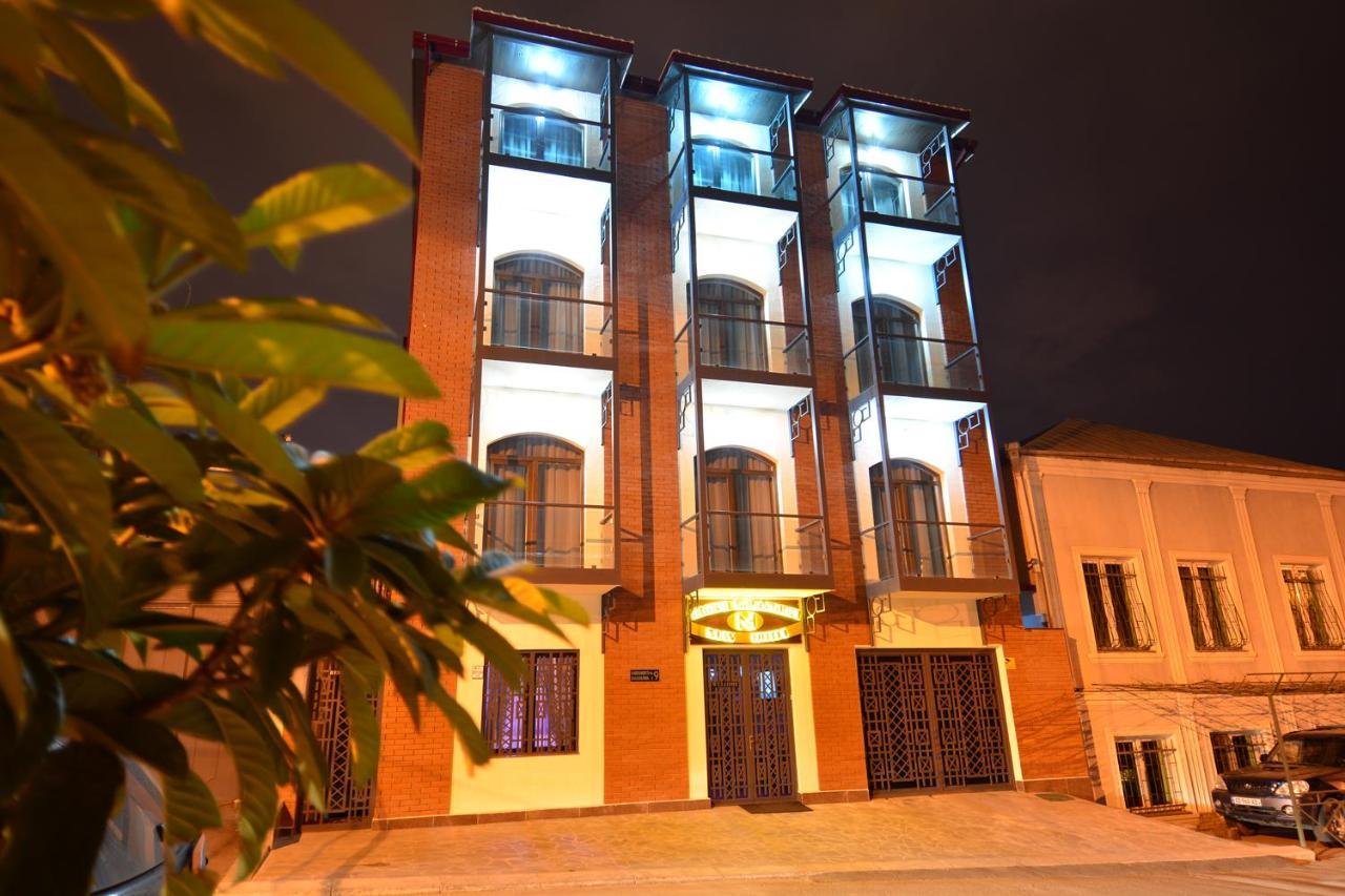 Granada Hotel And Restaurant Tiflis Dış mekan fotoğraf